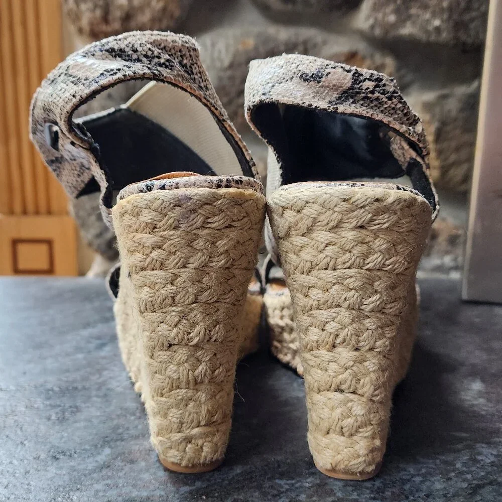 Rebels Kabuki Wedge Snakeskin Sandal Size 7.5